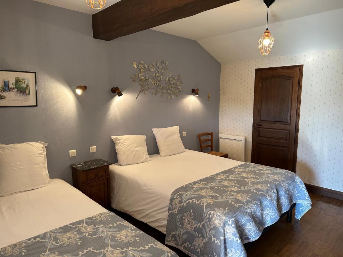 Chambres D'Hotes Du Puy D'Anche Sauzé-Vaussais エクステリア 写真